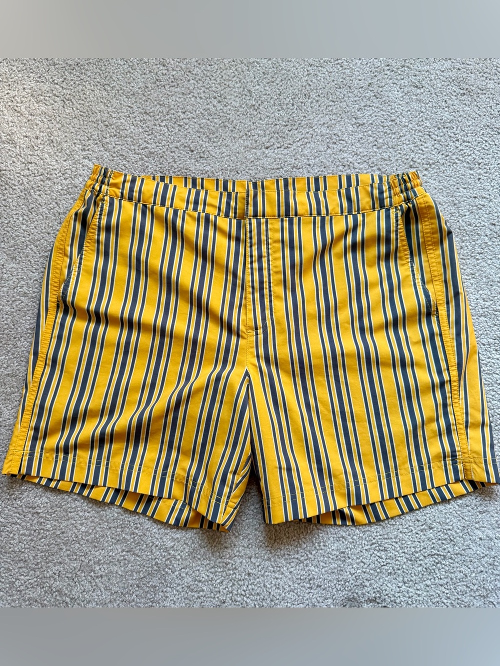 Fair Harbor Lined Yellow & Grey Striped “Anchor”Flat-Front Men's Trunks size 34